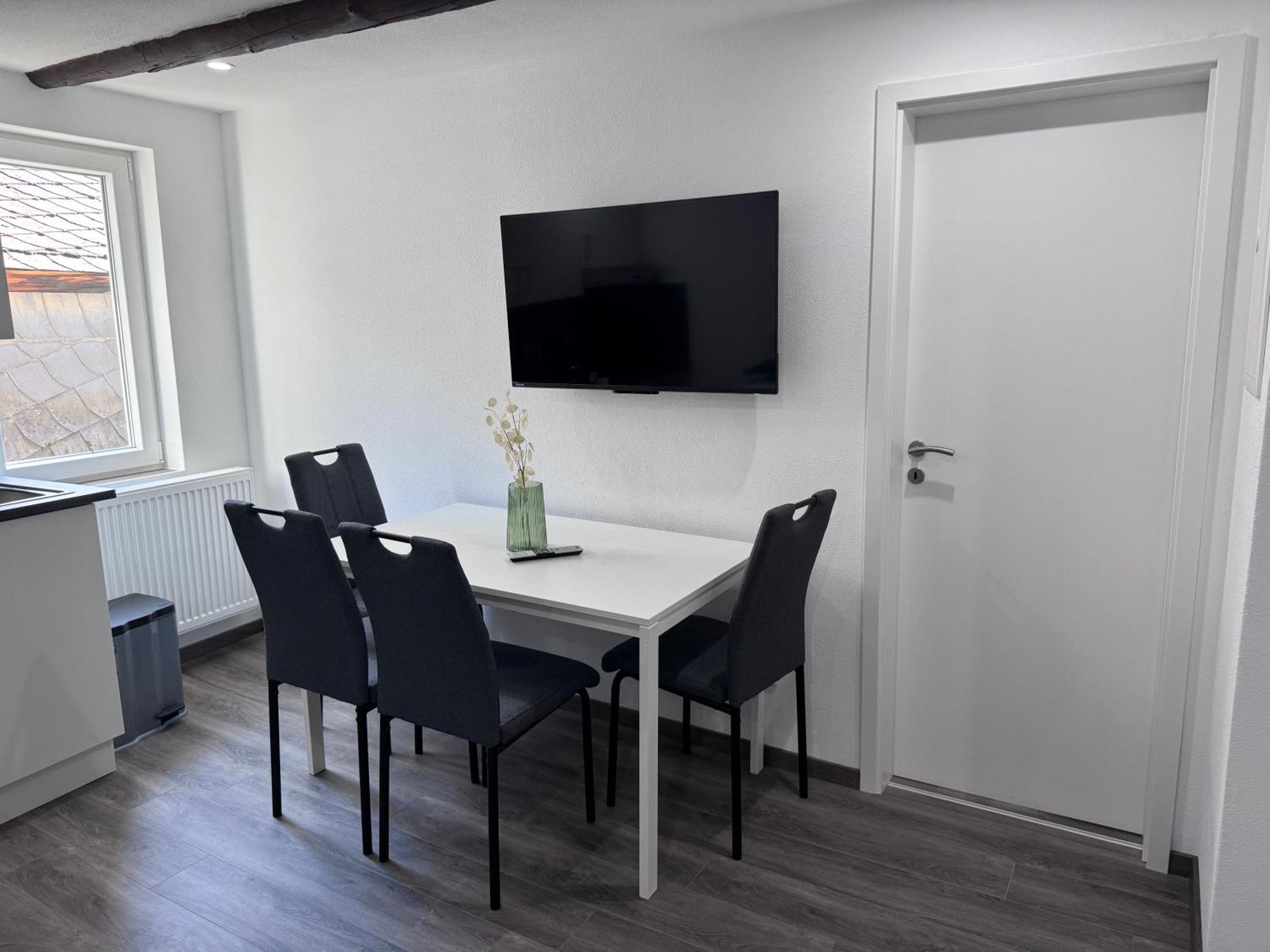 Ferienwohnung Direkt An Der Mosel Im Zentrum Von Zell Экстерьер фото